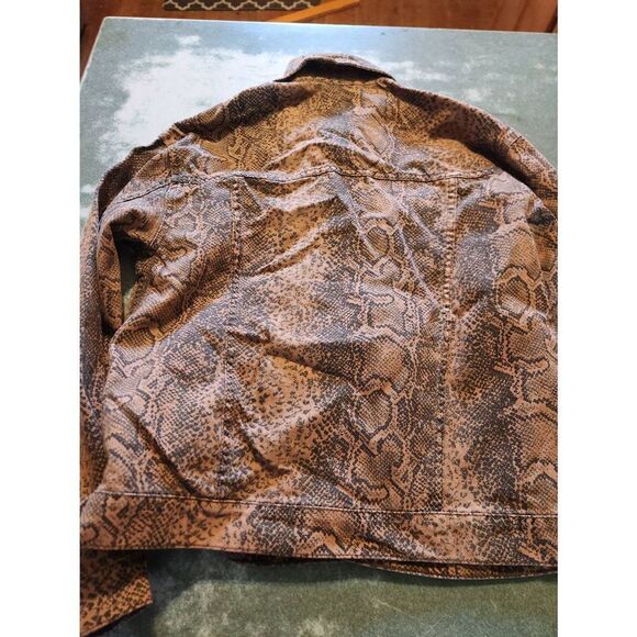 Free People Snake print Trucker Jacket sz XS - Picture 4 of 4